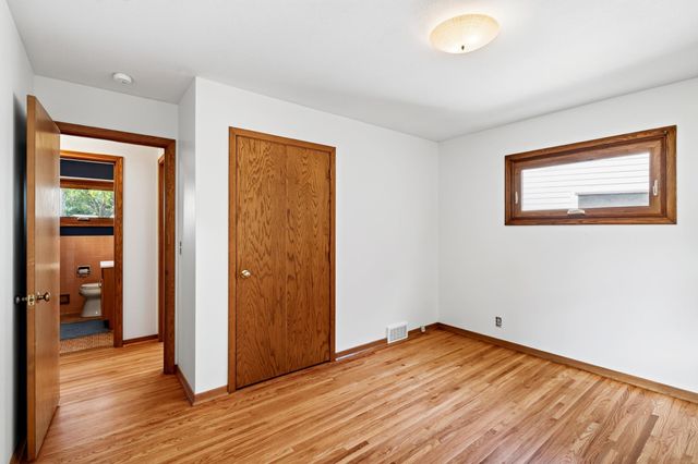 6015 Aspen Road, Mound, MN 55364