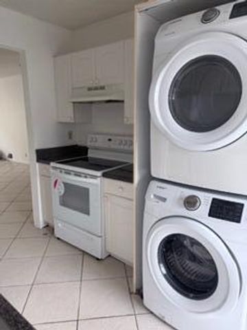 13777 Flora Place B, Delray Beach, FL 33484