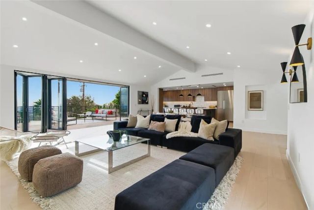 1764 E Loma Alta, Altadena, CA 91001
