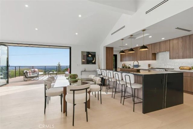 1764 E Loma Alta, Altadena, CA 91001