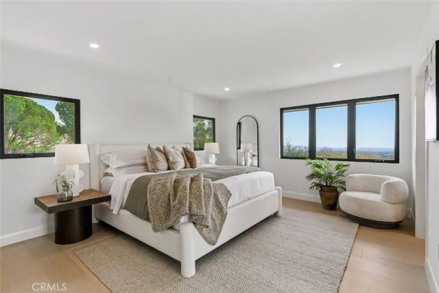 1764 E Loma Alta, Altadena, CA 91001
