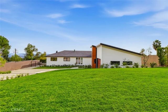 1764 E Loma Alta, Altadena, CA 91001
