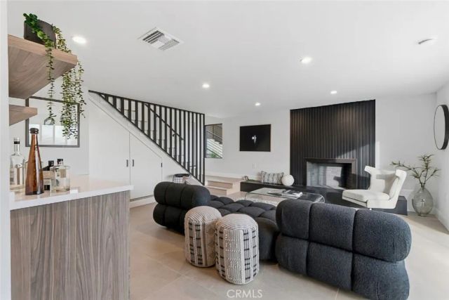 1764 E Loma Alta, Altadena, CA 91001