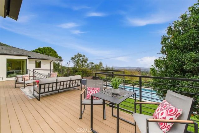 1764 E Loma Alta, Altadena, CA 91001