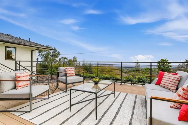 1764 E Loma Alta, Altadena, CA 91001