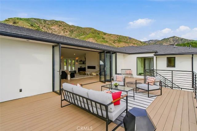 1764 E Loma Alta, Altadena, CA 91001