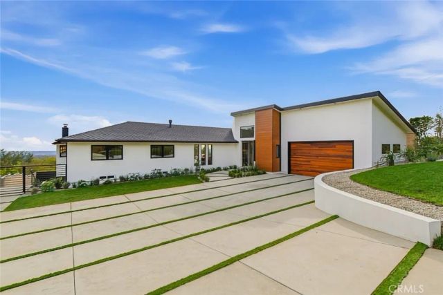 1764 E Loma Alta, Altadena, CA 91001