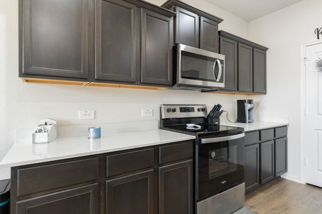 884 Jett Drive, Ferris, TX 75125