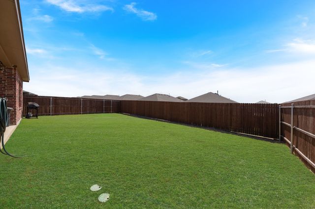 884 Jett Drive, Ferris, TX 75125