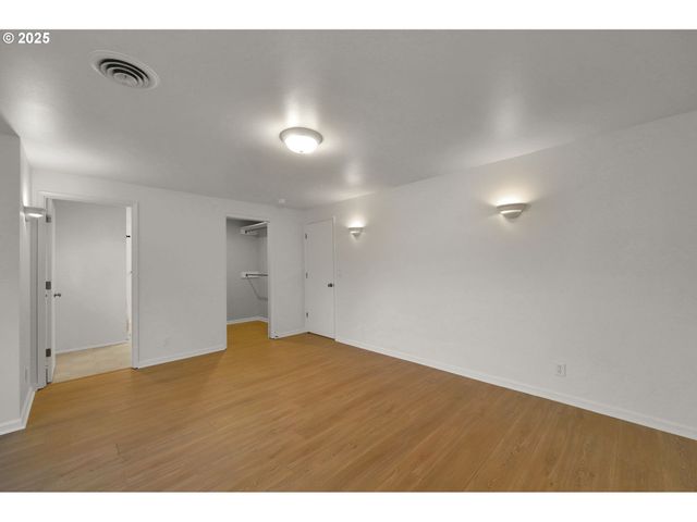 837 ARMSTRONG Ave, Eugene, OR 97404