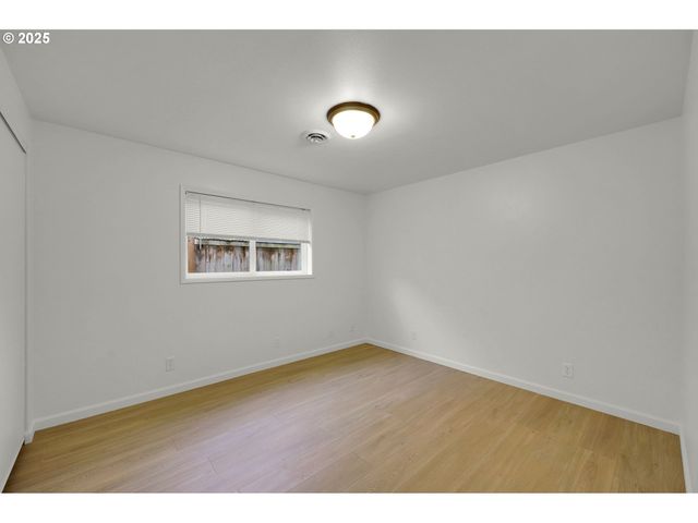 837 ARMSTRONG Ave, Eugene, OR 97404