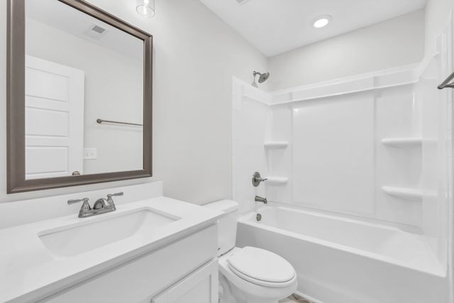 2685 Brewster Dr, Clarksville, TN 37042