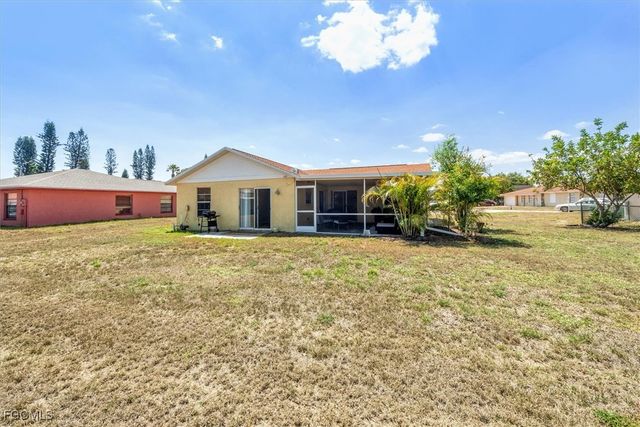 10746 Lemontree CT, Lehigh Acres, FL 33936