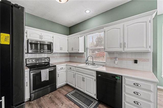 1808 NW 79th Terrace, Kansas City, MO 64151