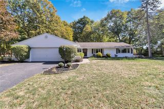 4883 Winding Lane, Clarence, NY 14031