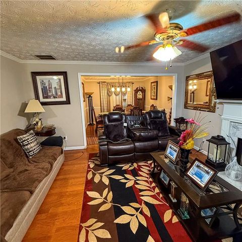 1110 Meadow Walk Avenue, Lawrenceville, GA 30044