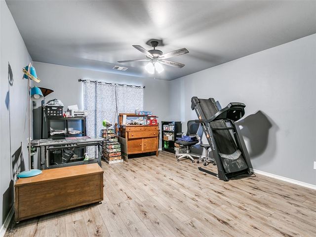 416 Kearny Lane, Yukon, OK 73099