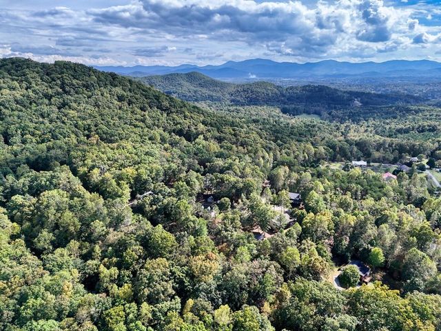 277 Tracy Street, Blairsville, GA 30512