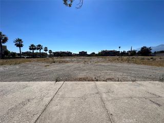 9420 Sierra Avenue, Fontana, CA 92335