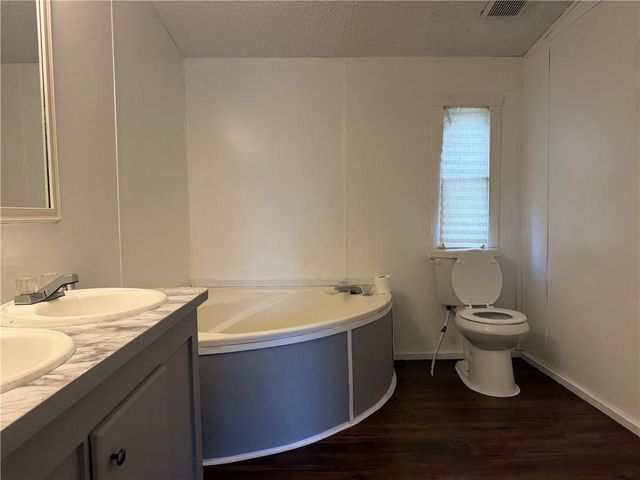 4128 Price Road, Gainesville, GA 30506