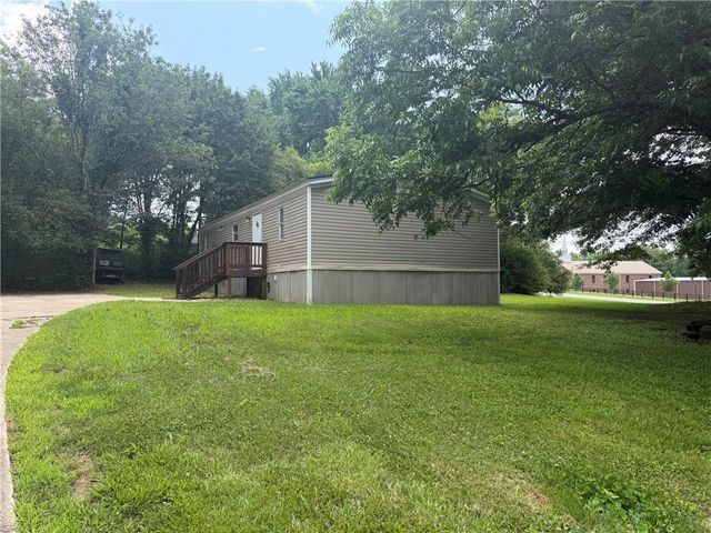4128 Price Road, Gainesville, GA 30506