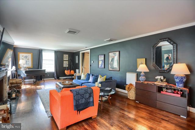 10 W LAKE AVE, Baltimore, MD 21210