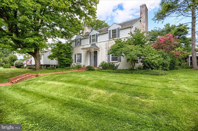 10 W LAKE AVE, Baltimore, MD 21210