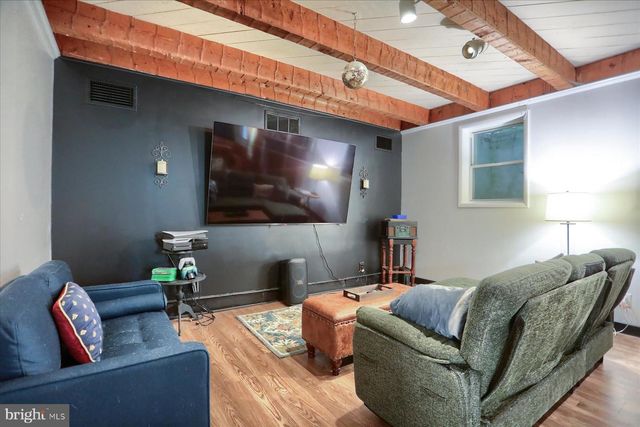 10 W LAKE AVE, Baltimore, MD 21210