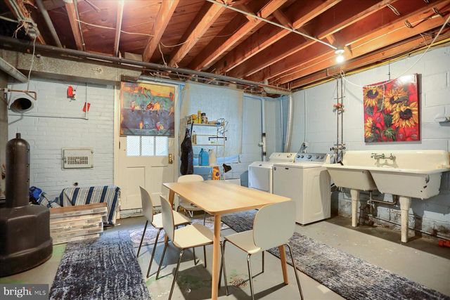 10 W LAKE AVE, Baltimore, MD 21210