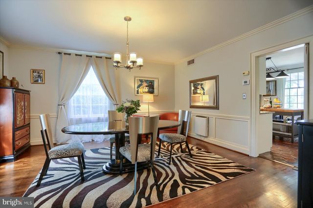 10 W LAKE AVE, Baltimore, MD 21210