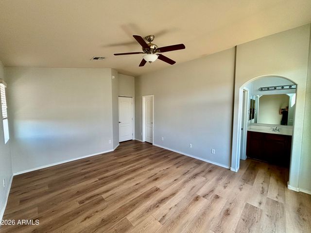 2725 E Mine Creek Road 1081, Phoenix, AZ 85024