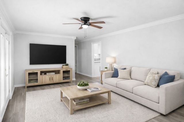 211 General Forrest Dr, Springfield, TN 37172