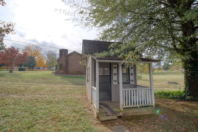 211 General Forrest Dr, Springfield, TN 37172