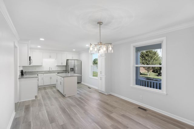 211 General Forrest Dr, Springfield, TN 37172