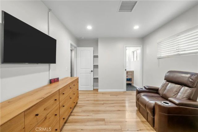 11228 Blythe, Sun Valley, CA 91352