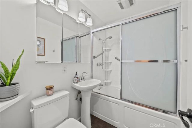 11228 Blythe, Sun Valley, CA 91352