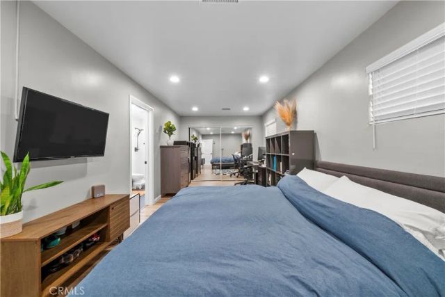 11228 Blythe, Sun Valley, CA 91352