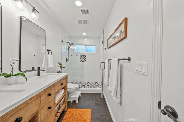 11228 Blythe, Sun Valley, CA 91352