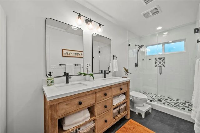 11228 Blythe, Sun Valley, CA 91352