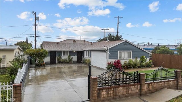 11228 Blythe, Sun Valley, CA 91352