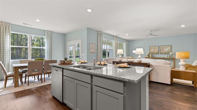 58 Weymouth Drive, Locust Grove, GA 30248