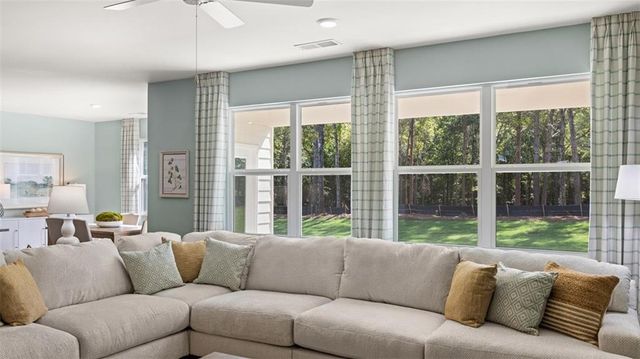 58 Weymouth Drive, Locust Grove, GA 30248