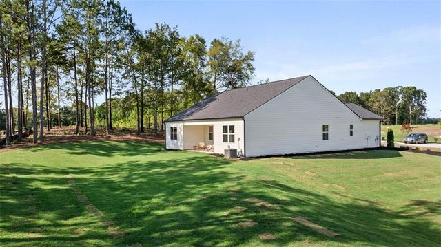 58 Weymouth Drive, Locust Grove, GA 30248