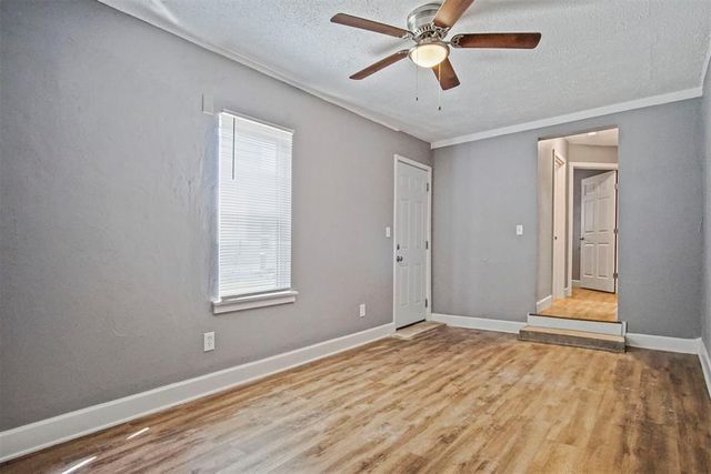 1704 Cairo Avenue, Oklahoma City, OK 73111