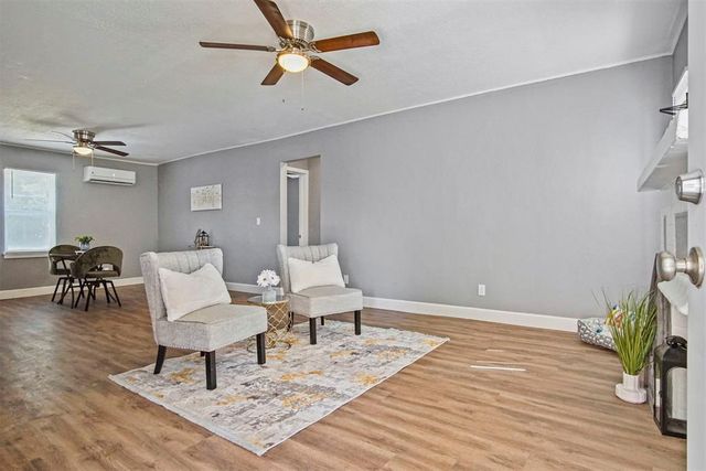 1704 Cairo Avenue, Oklahoma City, OK 73111