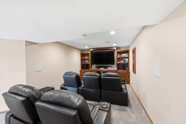 18379 Smith Court NW, Elk River, MN 55330