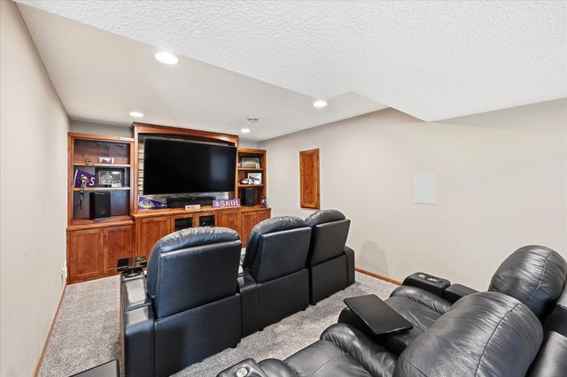 18379 Smith Court NW, Elk River, MN 55330