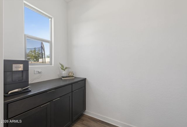 11024 E UTAH Avenue, Mesa, AZ 85212