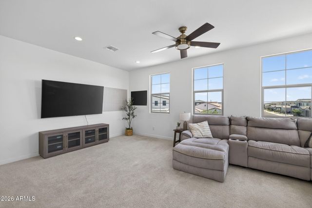 11024 E UTAH Avenue, Mesa, AZ 85212