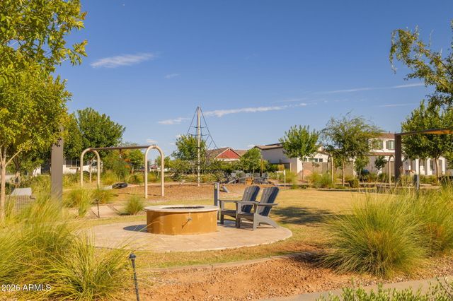 11024 E UTAH Avenue, Mesa, AZ 85212